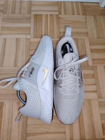 Nike ženske patike za trening UG 25cm KAO NOVE! - Model: Nike na lalafo.rs — 4 Nike ženske patike za trening UG 25cm KAO NOVE! - Model: Nike — 4