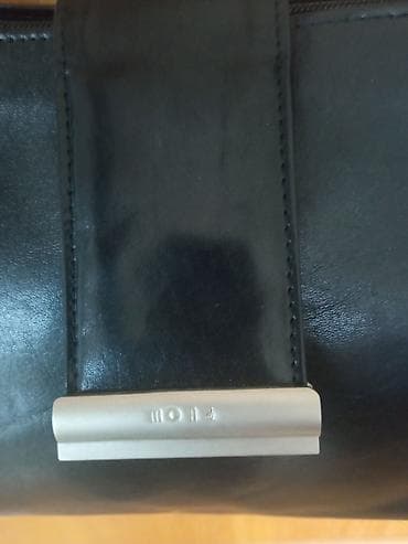 Mona original kožna torba od debele kože, perfektno stanje i prelepa na lalafo.rs — 4 Mona original kožna torba od debele kože, perfektno stanje i prelepa — 4