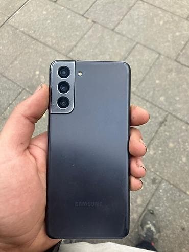 Samsung Galaxy S21 (tamno siva) - Ekran: 6.2" Dynamic AMOLED 2X, 120 na lalafo.rs — 2 Samsung Galaxy S21 (tamno siva) - Ekran: 6.2" Dynamic AMOLED 2X, 120 — 2