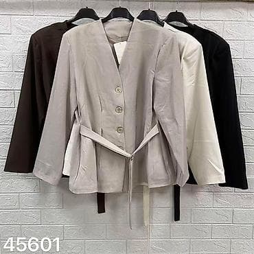 ✨Elegantni ženski sako sa strukiranom siluetom
✅2999 din na lalafo.rs — 6 ✨Elegantni ženski sako sa strukiranom siluetom
✅2999 din — 6