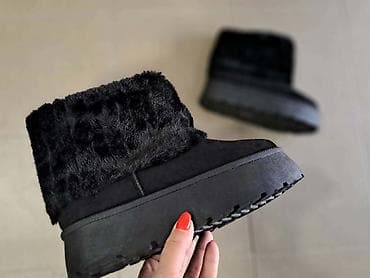 Ugg obuća 38, bоја - Crna na lalafo.rs — 2 Ugg obuća 38, bоја - Crna — 2