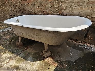 Retro tučana kada sa nogicama - visina sa nogicama 54 cm - korišćeno na lalafo.rs Retro tučana kada sa nogicama - visina sa nogicama 54 cm - korišćeno