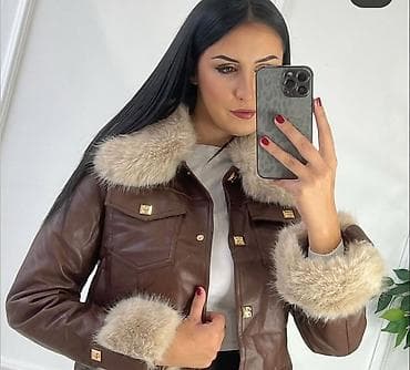 Ženska kratka jakna od crne eko kože sa raskošnim krznenim detaljima na lalafo.rs — 5 Ženska kratka jakna od crne eko kože sa raskošnim krznenim detaljima — 5
