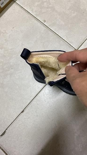 Teget i crne 20-25 broj
Decije cizmice 3300.din✅️ na lalafo.rs — 2 Teget i crne 20-25 broj
Decije cizmice 3300.din✅️ — 2