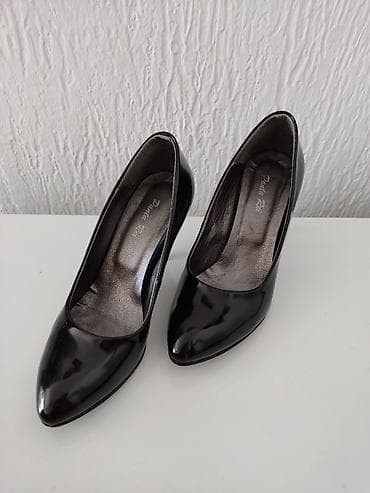Prelepe lakovane cipele. Vel 38. Ocuvane dobro. Jedina mana je sto na lalafo.rs — 2 Prelepe lakovane cipele. Vel 38. Ocuvane dobro. Jedina mana je sto — 2