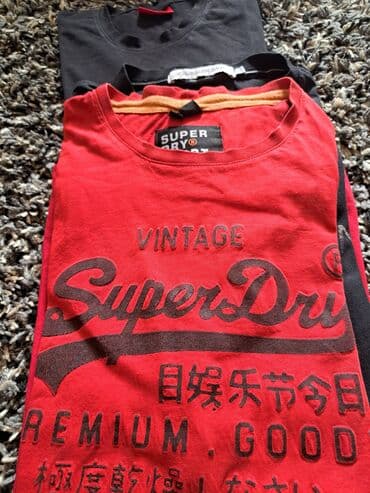 Majce muske firmirane orginal nosene bez ikakvog ostecenja vel L i na lalafo.rs Majce muske firmirane orginal nosene bez ikakvog ostecenja vel L i