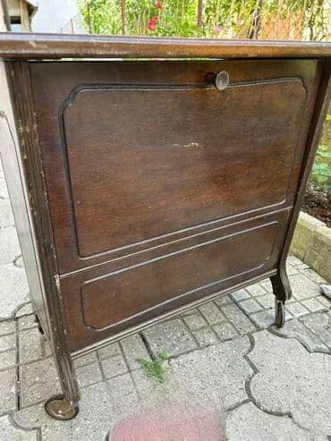 Antique Dressers: Stilski mini bar za piće - POVOLJNO - MOGUĆ PREVOZ U dobrom stanju 💎 at lalafo.rs — 5 Antique Dressers: Stilski mini bar za piće - POVOLJNO - MOGUĆ PREVOZ U dobrom stanju 💎 — 5