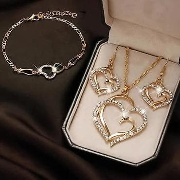 Romantični komplet nakita sa motivom srca – ogrlica, minđuše i na lalafo.rs — 1 Romantični komplet nakita sa motivom srca – ogrlica, minđuše i — 1