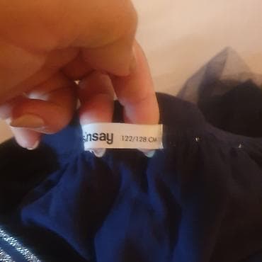 Suknjice velicina 122 128 komad je 450 din at lalafo.rs — 2 Suknjice velicina 122 128 komad je 450 din — 2