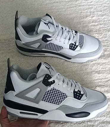 Jordan
muške patike
41-46 velicine na lalafo.rs — 1 Jordan
muške patike
41-46 velicine — 1