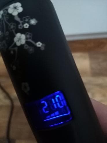 Stajler za kosu REMINGTON je u odlicnom stanju i koristen svega 2 - 3 na lalafo.rs — 8 Stajler za kosu REMINGTON je u odlicnom stanju i koristen svega 2 - 3 — 8