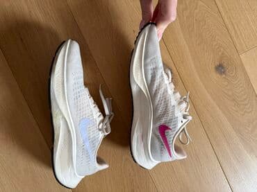 Women's Sneakers and athletic shoes: Nike, 38.5, bоја - Šareno na lalafo.rs Women's Sneakers and athletic shoes: Nike, 38.5, bоја - Šareno