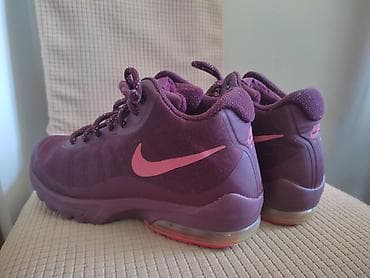 Nike original patike broj 37.5, u super stanju. Jedina mana je na lalafo.rs — 4 Nike original patike broj 37.5, u super stanju. Jedina mana je — 4