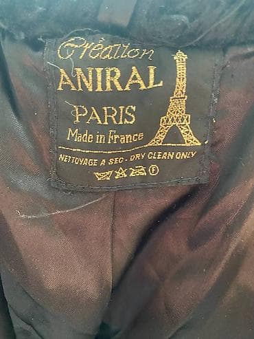 Elegantna francuska vintage bunda Création Aniral Paris, izrađena od na lalafo.rs — 4 Elegantna francuska vintage bunda Création Aniral Paris, izrađena od — 4