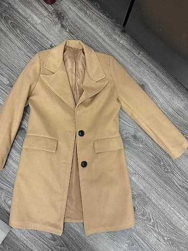 Lep, laganiji kaput, S veličine na lalafo.rs — 4 Lep, laganiji kaput, S veličine — 4