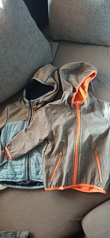 Prolećne jaknice, obe za 600 na lalafo.rs — 1 Prolećne jaknice, obe za 600 — 1