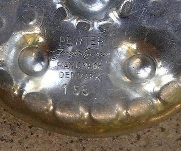 Jorgen Jensen Pewter lančić sa potpisanim priveskom do 1966 na lalafo.rs Jorgen Jensen Pewter lančić sa potpisanim priveskom do 1966