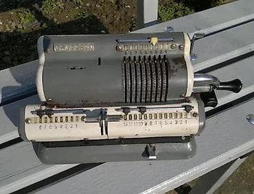 Mehanički kalkulator – Odhner tip, brend “Facit”/“Odhner” (na telu na lalafo.rs Mehanički kalkulator – Odhner tip, brend “Facit”/“Odhner” (na telu