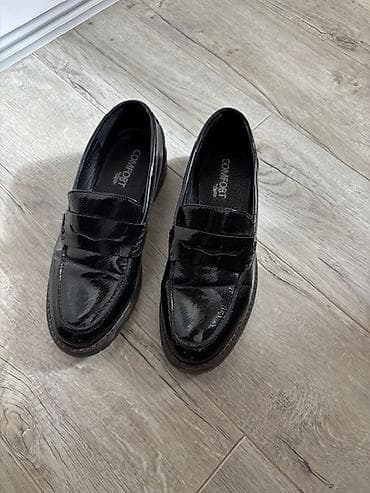 Crne ženske mokasine – lakovana koža, klasičan penny dizajn. - na lalafo.rs — 2 Crne ženske mokasine – lakovana koža, klasičan penny dizajn. - — 2