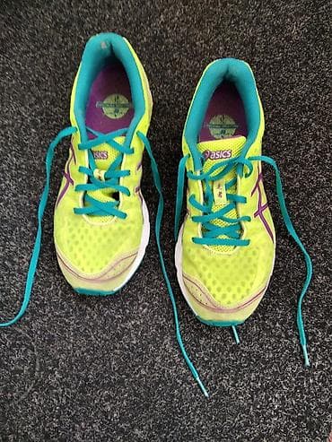 Patike br.39.5 ili ug 25cm u super stanju na lalafo.rs — 4 Patike br.39.5 ili ug 25cm u super stanju — 4