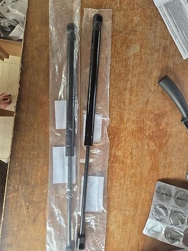 Amortizer gepeka VW Golf 5 - Tip: gasne opruge / hidraulični podizači na lalafo.rs Amortizer gepeka VW Golf 5 - Tip: gasne opruge / hidraulični podizači