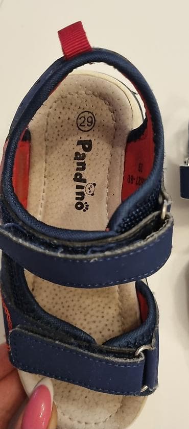 Pandino muske sandale
vel 29 na lalafo.rs — 2 Pandino muske sandale
vel 29 — 2