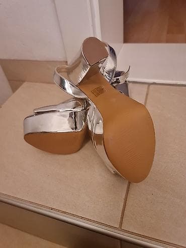 Zenske sandale novooo. br. 38 at lalafo.rs — 2 Zenske sandale novooo. br. 38 — 2