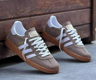 Adidas spezial
36 do 44, zavisi od boje
4000 na lalafo.rs — 5 Adidas spezial
36 do 44, zavisi od boje
4000 — 5
