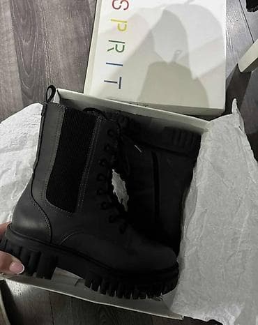 High boots, 39, color - Black at lalafo.rs — 5 High boots, 39, color - Black — 5