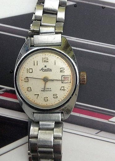 Aretta navijač, fabrička narukvica, staklo, datumar NAVIJAČ. Stari na lalafo.rs — 1 Aretta navijač, fabrička narukvica, staklo, datumar NAVIJAČ. Stari — 1