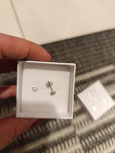 Srebrne minđuše – Mirković Jewelry Store - Tip: ženske minđuše na na lalafo.rs — 4 Srebrne minđuše – Mirković Jewelry Store - Tip: ženske minđuše na — 4