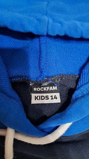 Rock fam dukserice sa kapuljačom. svetle u mraku. nošene i očuvane na lalafo.rs — 4 Rock fam dukserice sa kapuljačom. svetle u mraku. nošene i očuvane — 4