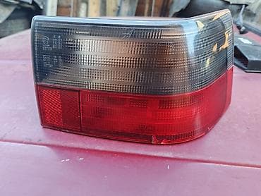 Stop lampa desna Lada 112 br.2. Polovno, ocuvano. Skinuto sa na lalafo.rs Stop lampa desna Lada 112 br.2. Polovno, ocuvano. Skinuto sa