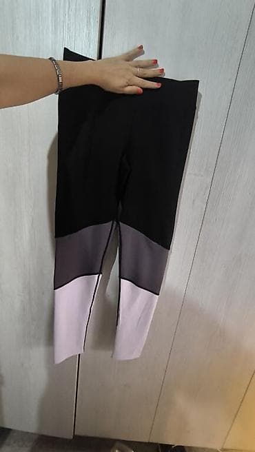 bermude teksas br: Ženske sportske helanke, trobojni dizajn. - Boje: crna gornja zona at lalafo.rs — 1 bermude teksas br: Ženske sportske helanke, trobojni dizajn. - Boje: crna gornja zona — 1