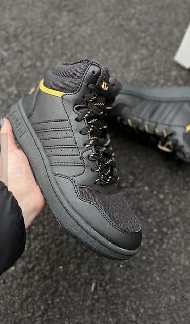 ADIDAS decije patike 37,original na lalafo.rs — 2 ADIDAS decije patike 37,original — 2