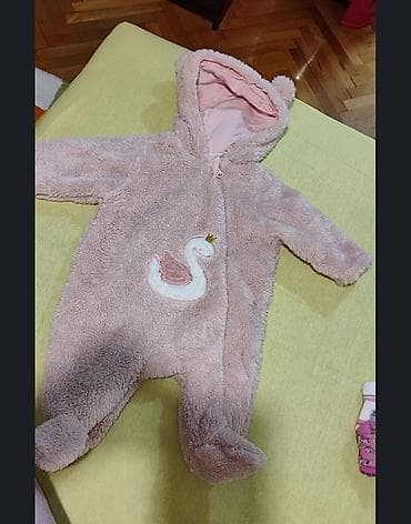 pantalone butiku ali: Za devojcice uzrasta do 3. 4 meseci. Od svega nosen je samo na lalafo.rs — 4 pantalone butiku ali: Za devojcice uzrasta do 3. 4 meseci. Od svega nosen je samo — 4