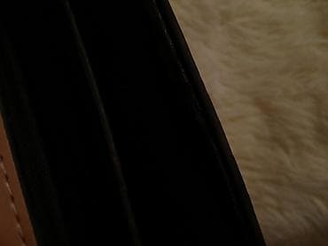 Charles & Keith ženska torba preko ramena u puder‑roze boji. - na lalafo.rs — 5 Charles & Keith ženska torba preko ramena u puder‑roze boji. - — 5