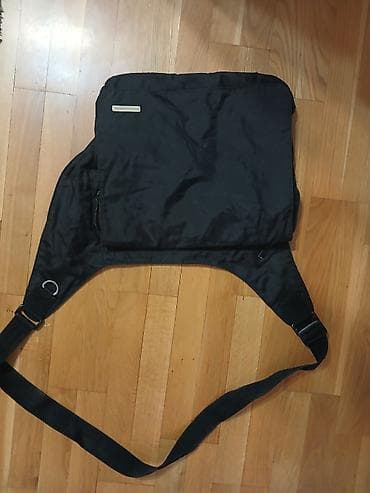 original esprit: United Colors of Benetton torba preko ramena - Model at lalafo.rs — 1 original esprit: United Colors of Benetton torba preko ramena - Model — 1