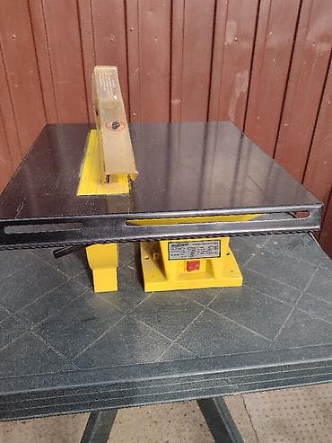 Stoni cirkular 700 W - Cirkular donešen iz Nemačke modelMANNESMANN na lalafo.rs Stoni cirkular 700 W - Cirkular donešen iz Nemačke modelMANNESMANN