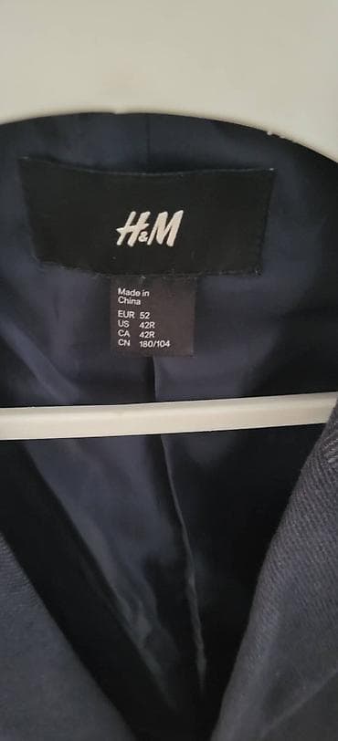 Kostim H&M, bоја - Siva na lalafo.rs Kostim H&M, bоја - Siva