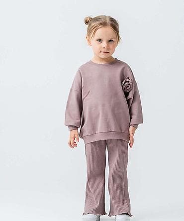 Dečiji komplet – džemper i pantalonice u prljavo‑ružičastoj boji - na lalafo.rs Dečiji komplet – džemper i pantalonice u prljavo‑ružičastoj boji -