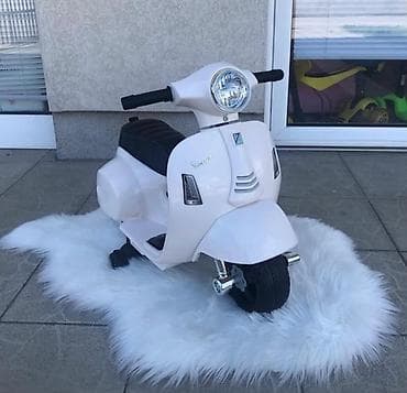 🆕️Motor elegantne linije i dizajna prave Vespe 👉Namenjen naročito na lalafo.rs 🆕️Motor elegantne linije i dizajna prave Vespe 👉Namenjen naročito