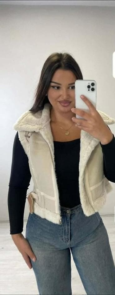 prsluk jaknica mango u: Ženska prsluk-jakna sa krznenom postavom - Model: kraći prsluk sa at lalafo.rs — 6 prsluk jaknica mango u: Ženska prsluk-jakna sa krznenom postavom - Model: kraći prsluk sa — 6