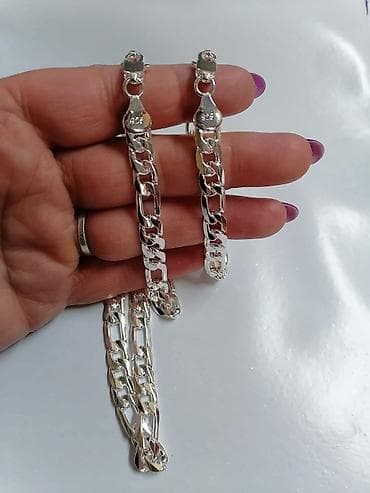 Komplet ogrlica i narukvica
Cena:2200din na lalafo.rs — 2 Komplet ogrlica i narukvica
Cena:2200din — 2