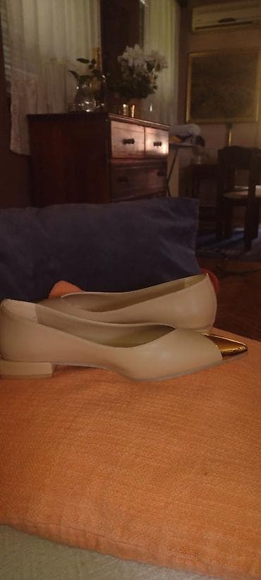 Elegantne ženske baletanke/cipele sa niskom štiklom - Boja: bež/nude - na lalafo.rs — 4 Elegantne ženske baletanke/cipele sa niskom štiklom - Boja: bež/nude - — 4