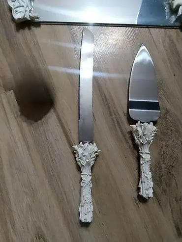 Set sadrzi: 1. Muska casa za sampanjac 2. Zenska casa za sampanjac 3 na lalafo.rs — 6 Set sadrzi: 1. Muska casa za sampanjac 2. Zenska casa za sampanjac 3 — 6