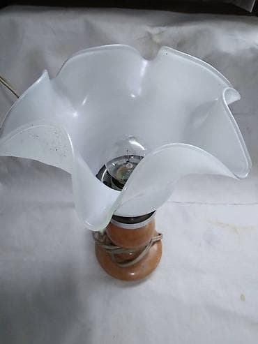 Stona lampa keramicko postolje,tezina lampe 1230 gr. visina 27,sirina na lalafo.rs — 3 Stona lampa keramicko postolje,tezina lampe 1230 gr. visina 27,sirina — 3