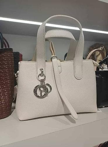 Jako moderne i lepe torbe
3500 dinara
sd at lalafo.rs — 2 Jako moderne i lepe torbe
3500 dinara
sd — 2