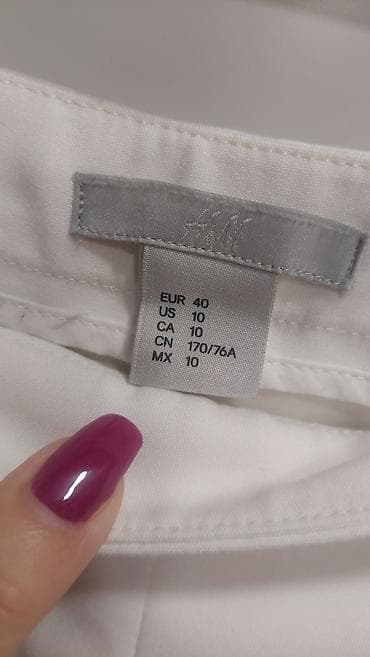 pantalone butiku ali: H&M ženske šorts bermude – beli, elegantan model sa dekorativnim na lalafo.rs — 3 pantalone butiku ali: H&M ženske šorts bermude – beli, elegantan model sa dekorativnim — 3