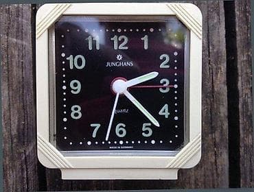 Germany made Junghans Quartz Travel alarm clock. Made in GERMANY at lalafo.rs — 4 Germany made Junghans Quartz Travel alarm clock. Made in GERMANY — 4